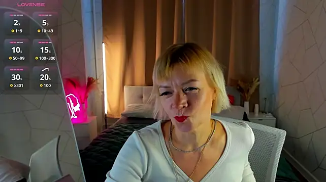 Ann_Annise Chat XXX live