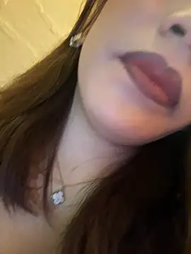 הופעת וובקאם של SideChick_Bunny