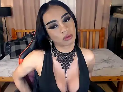 VeshtidaTS Webcamshow