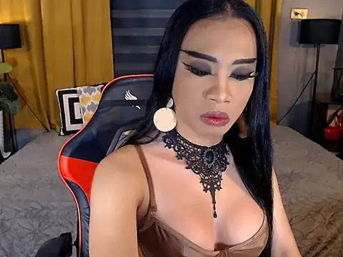 VeshtidaTS webcam show