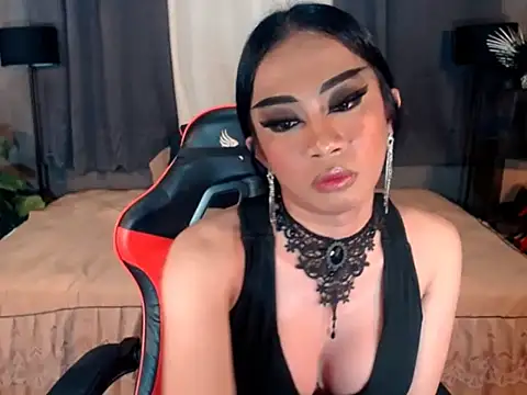 VeshtidaTS Webcamshow