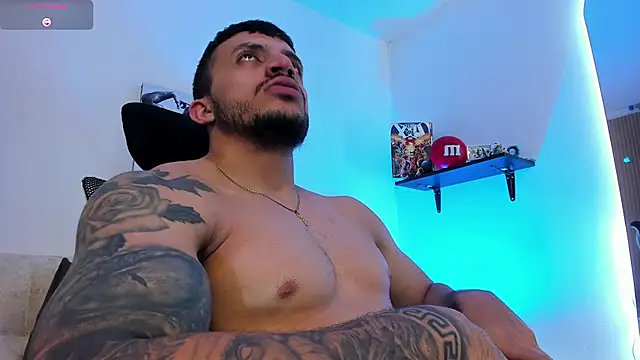 LiamReigns_ Show Webcam