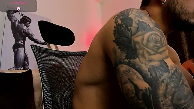 LiamReigns_ Pertunjukan Webcam