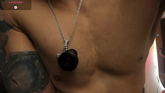 LiamReigns_'s Webcam Show