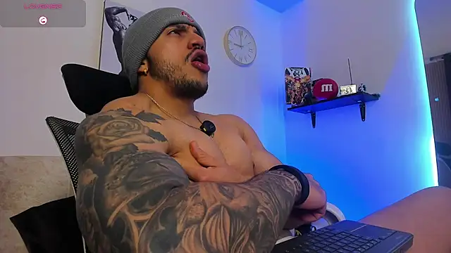 โชว์เว็บแคมของ LiamReigns_