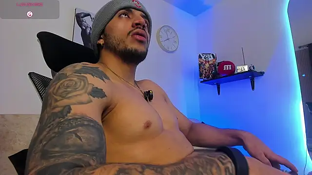Вебкам-шоу LiamReigns_