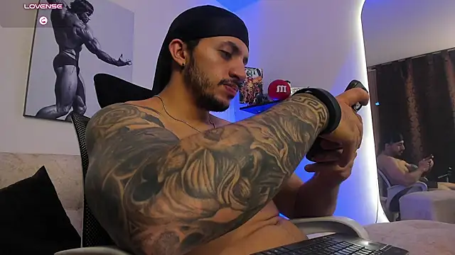 LiamReigns_のウェブカメラショー