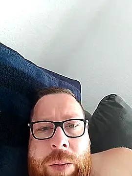 Schaschi_90 在線直播表演