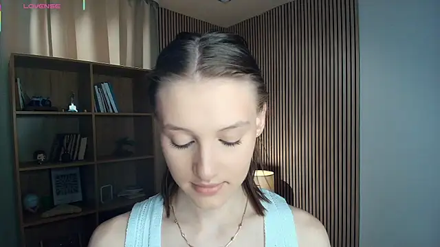 LianneBynon 网络视讯表演