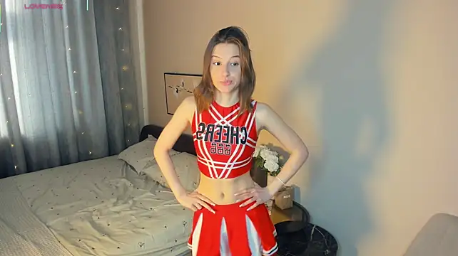 LianneBynon Pertunjukan Webcam