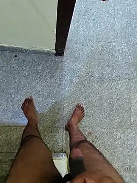 Romantic_boy143 Show Webcam