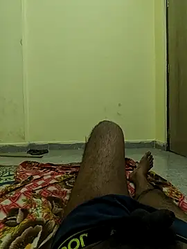 Romantic_boy143 webcam show