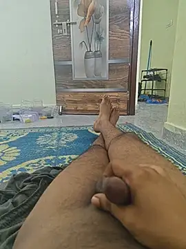 Romantic_boy143's Webcam Show