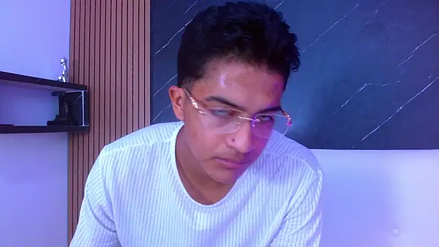 MaxWyatt_ 在線直播表演