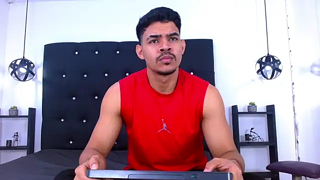 Show de MaxWyatt_ na webcam