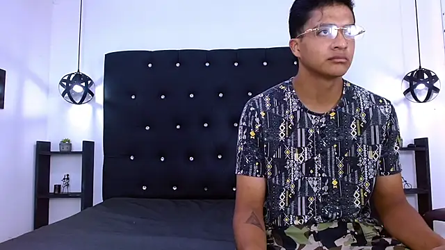 MaxWyatt_ webcam show
