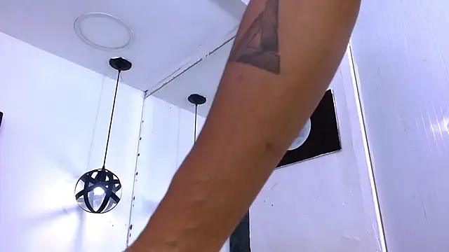Show modela MaxWyatt_ na web-kameri