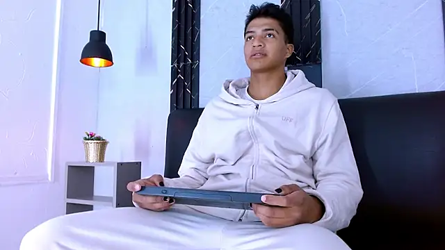 Show de MaxWyatt_ na webcam