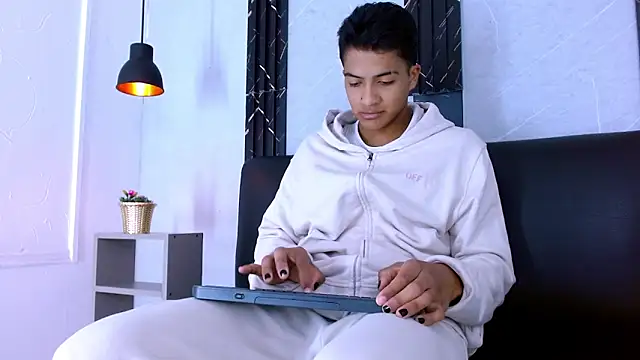 MaxWyatt_ Webcam Show
