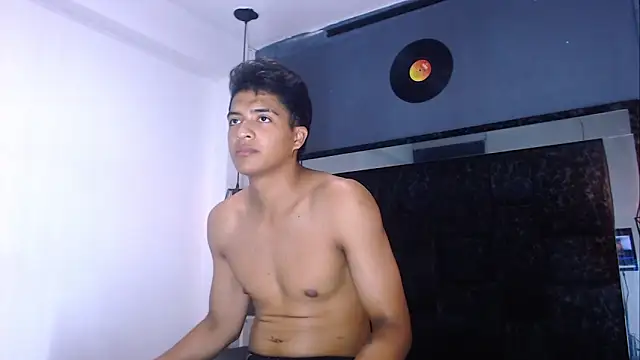 MaxWyatt_ Шоу с уебкамера