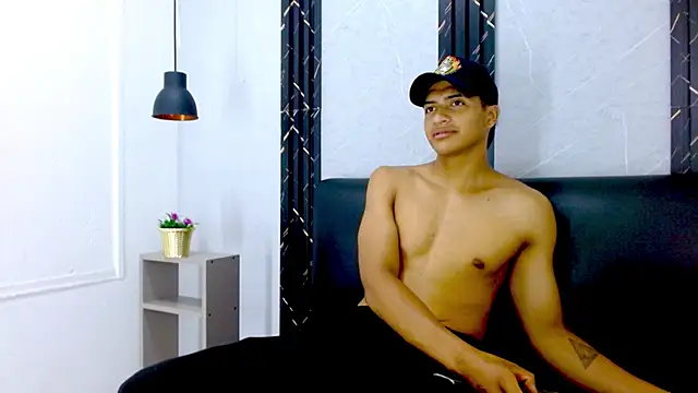 MaxWyatt_: вебкам-шоу