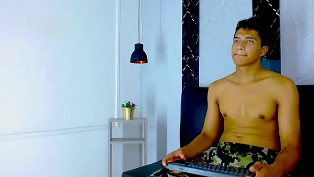 MaxWyatt_ Webcam-Show