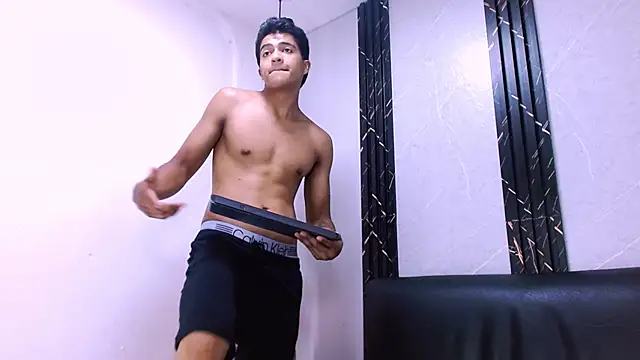 MaxWyatt_ Pertunjukan Webcam