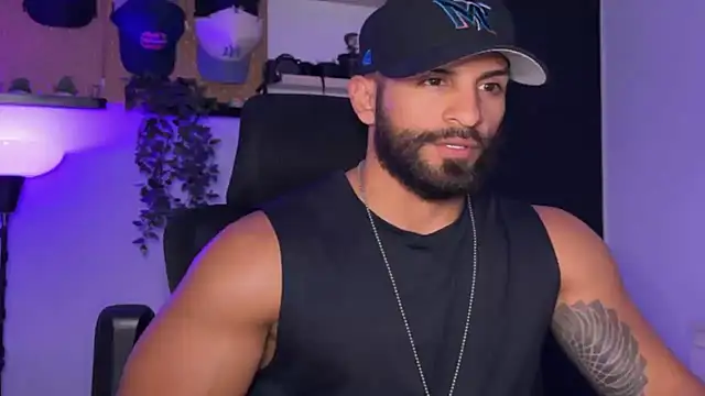 SamDornan51 Show Webcam