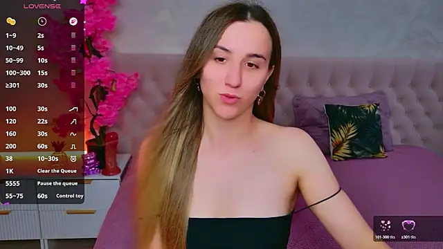 Chat +18 de JasminUqueen ao vivo