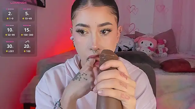 Tamara_uwu's Webcam Show