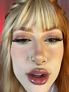 Tamara_uwu's Live XXX Chat