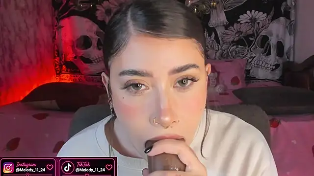 Tamara_uwuのウェブカメラショー