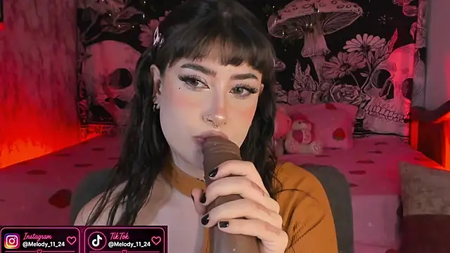Tamara_uwu Adlı Modelin Canlı XXX Sohbeti