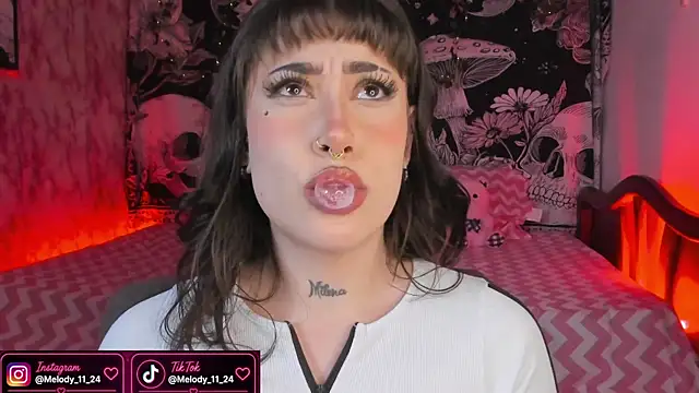 Chat XXX en directo de Tamara_uwu