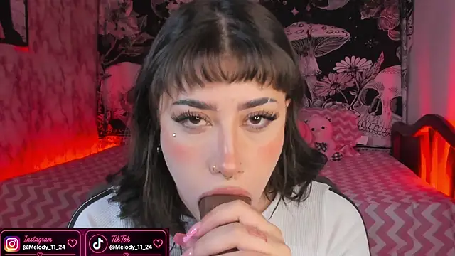 Tamara_uwu's Live XXX Chat