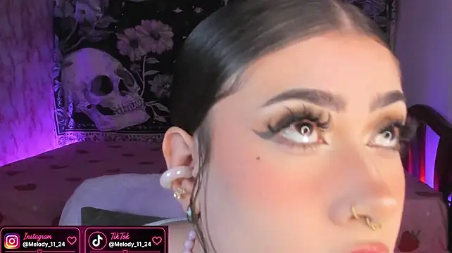 צ'אט XXX בשידור חי של Tamara_uwu