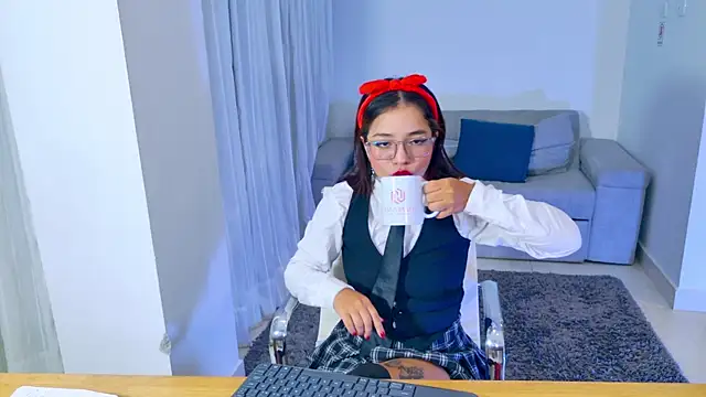 Chatroom XXX en direct de AntonellaBons