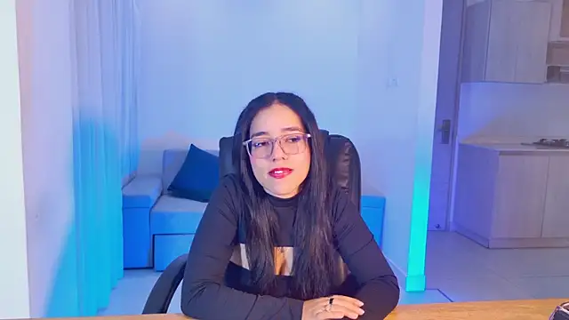 AntonellaBons Adlı Modelin Canlı Sohbet Odası