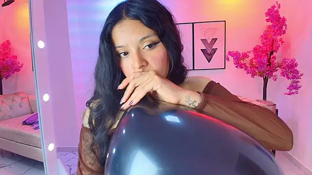 Maddie_T18 Webcamshow