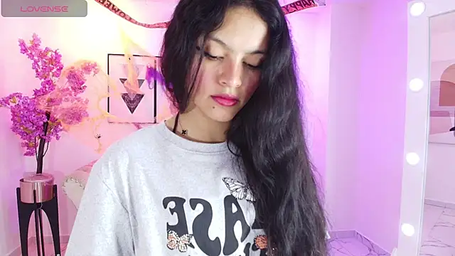 Maddie_T18 Webcamshow