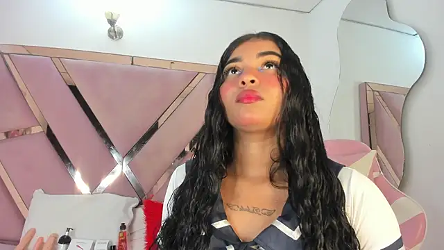 Czat XXX na żywo – honeyhtx