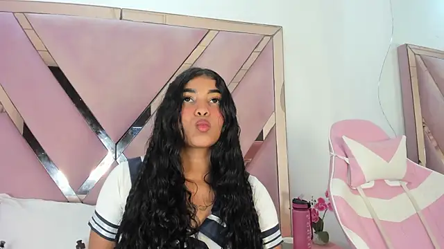 honeyhtx Chat XXX in diretta