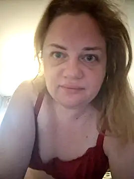 غرفة دردشة VitniKis المباشرة