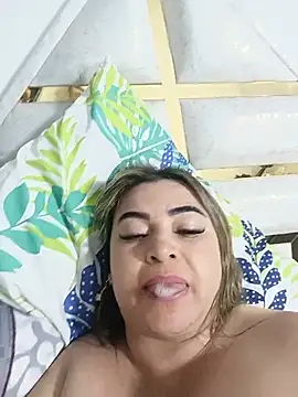 Pokazy przed kamerką – candy69-