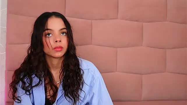 BambiRoses XXX чат на живо