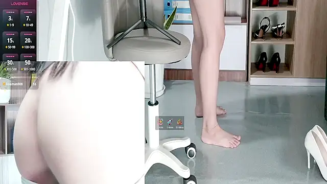 Zinna999's Webcam Show