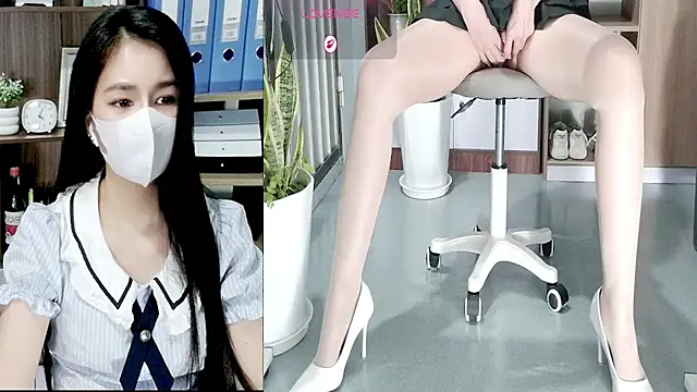 Zinna999's Live XXX Chat