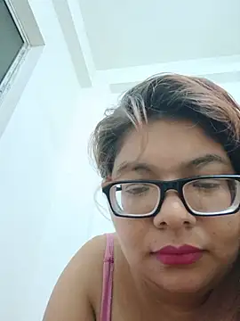 Sala de chat ao vivo de Elie_Hallway