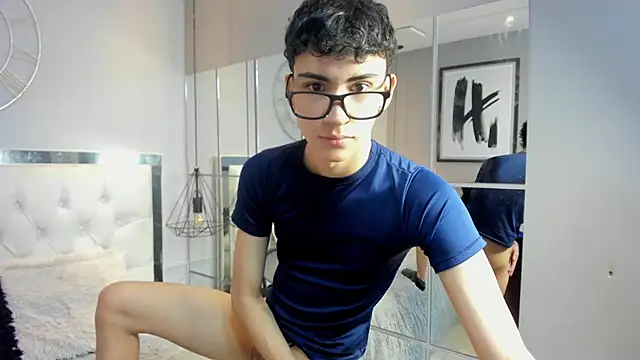 cml0_ Adlı Modelin Web Kamerası Şovu