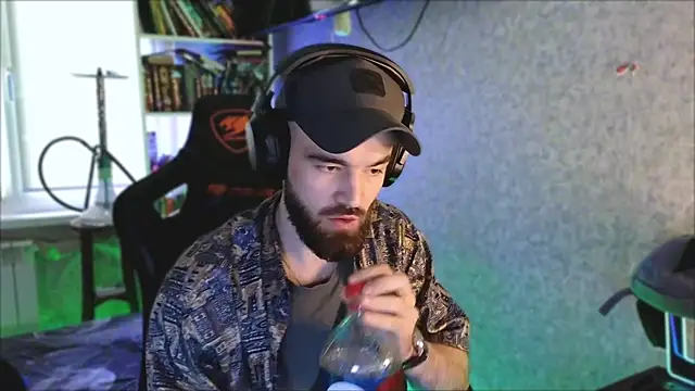 _Mostly_ Chat XXX live